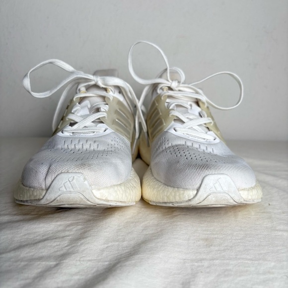 ADIDAS Powerboost White Grey Women Size 7.5 Sporty Athleisure Minimalist Neutral - Picture 8 of 13